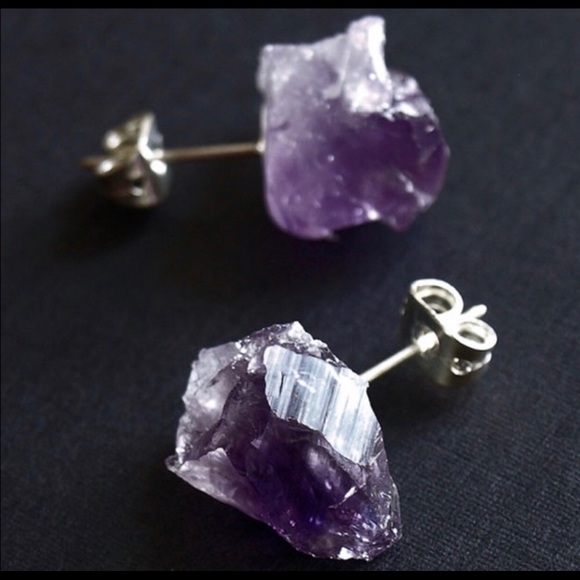 Jewelry - Amethyst raw chunk earrings